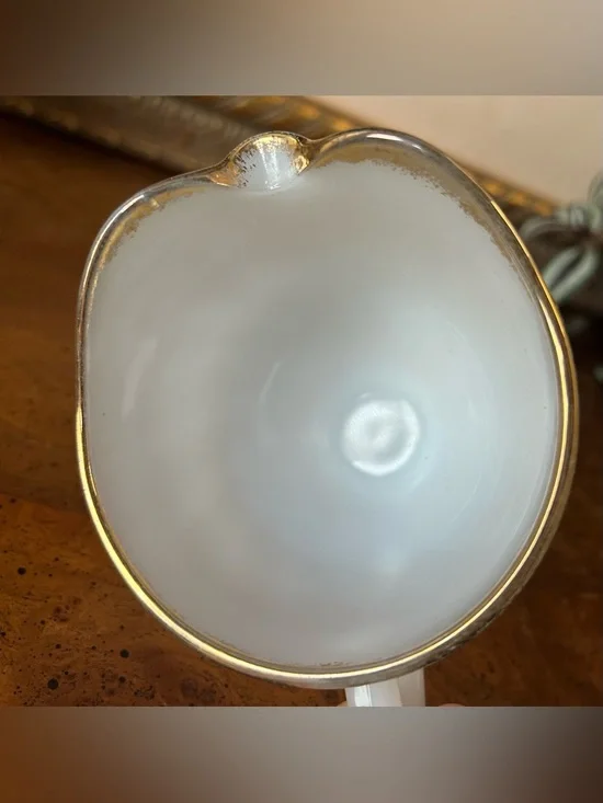 Vintage Fire King White Milk Glass Swirl Sugar Bowl and Creamer - Picture 11 of 12